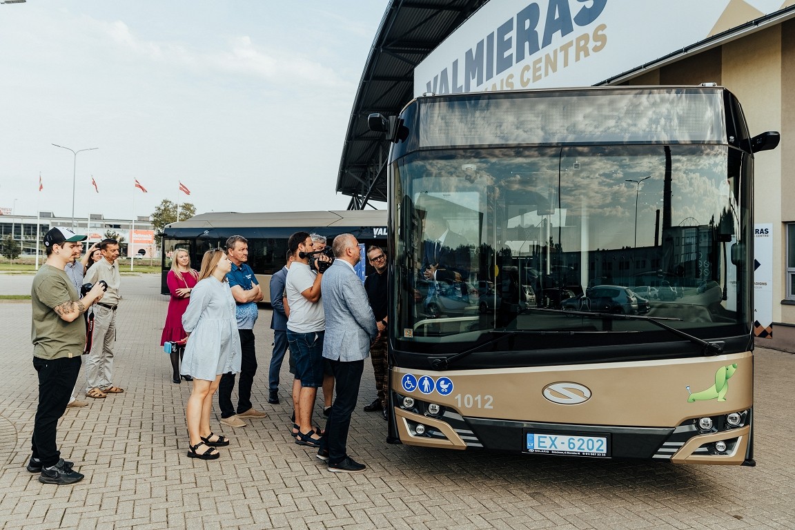 Pasažieri nikni, dusmīgi, neapmierināti! Valmieras Transporta uzņēmums "Valmieras - VTU" iekļuvis skaļā skandālā (Attēls 1)