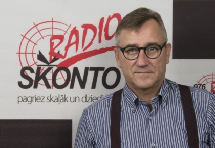 Pāragri mūžībā aizsaukta Radio Skonto ētera personība un seriālu balss leģenda Artis Krauklis